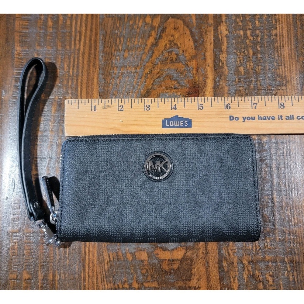 Michael Kors Black MK Logo Wallet Wristlet Excellent Condition